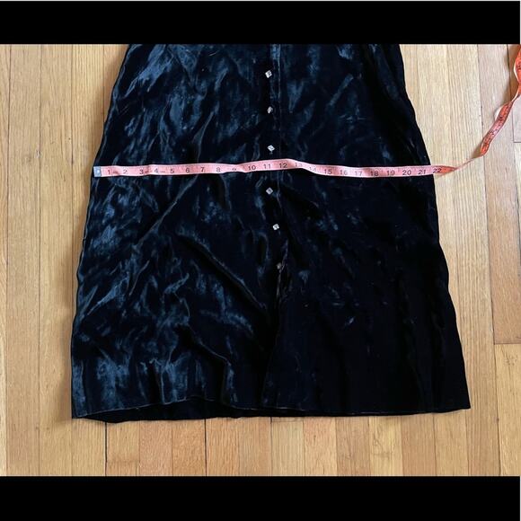 40s Vintage Black Silk Velvet Shirt Dress - Picture 7 of 10